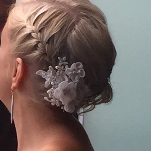 Bridal Hair Clip - Picture 4 of 4